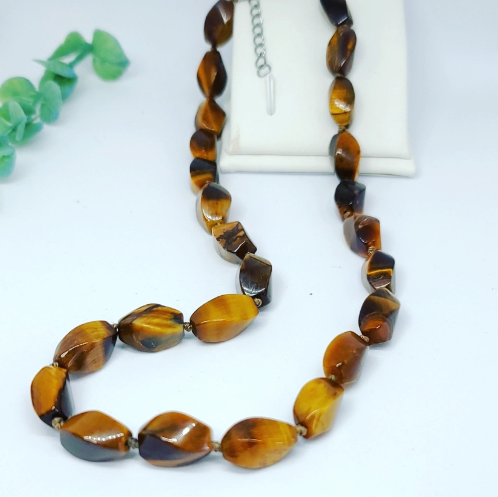 Gorgeous natural Tiger Eye Necklace